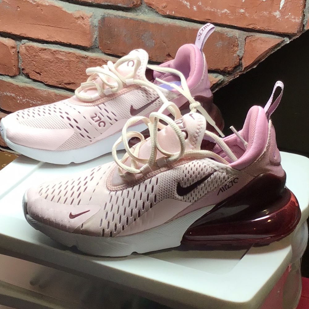 ✨Nike air max 270✨ - Picture 1 of 9